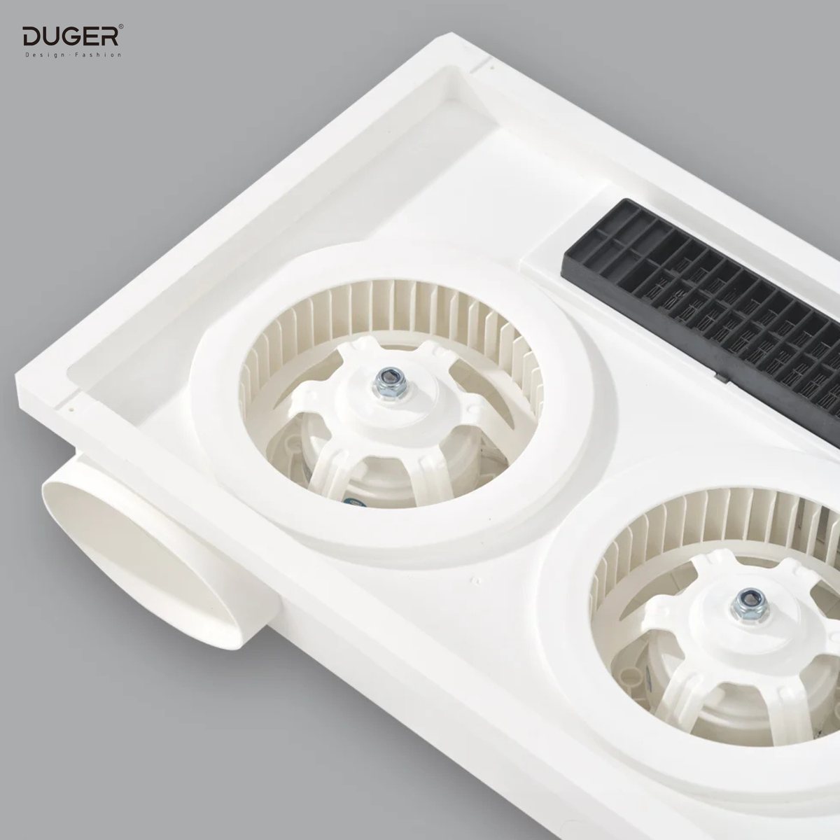 Cận cảnh mặt trong Duger S3 Plus: hai lồng quạt ly tâm và dàn sưởi
